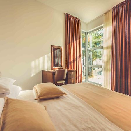 Love Live Hotel Sutomore Quarto foto
