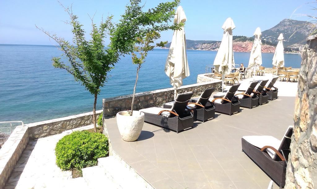 Love Live Hotel Sutomore Exterior foto